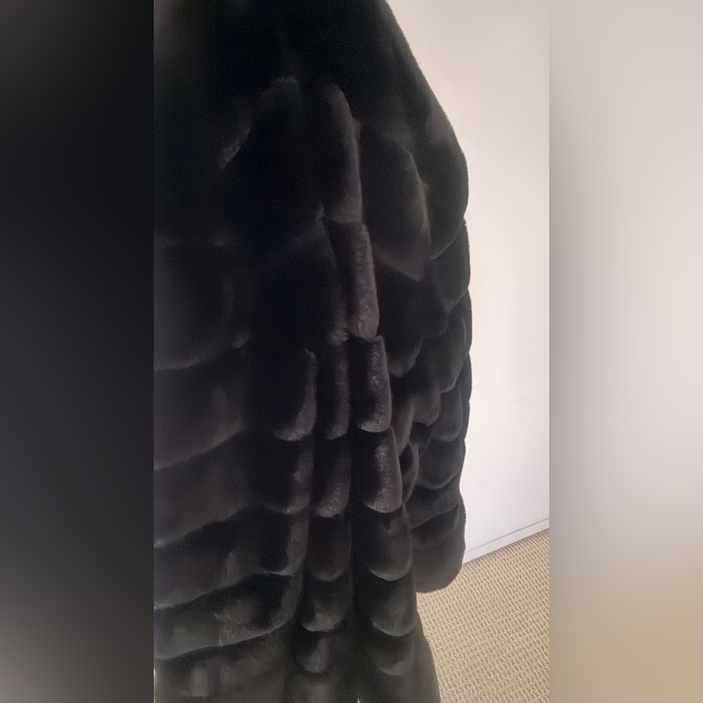 Vince Camuto- Faux Fur Jacket - Picture 3 of 3